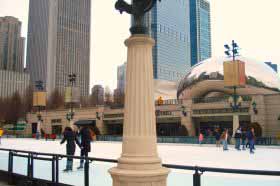 Millenium_Park_Ice_skating_by_the_Bean1[1]